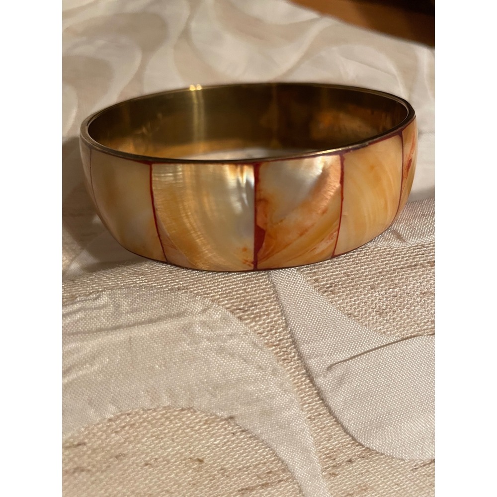 Chunky bangle 70s mother of pearl MOP brass inlay 3" Bracelet iridescent shells